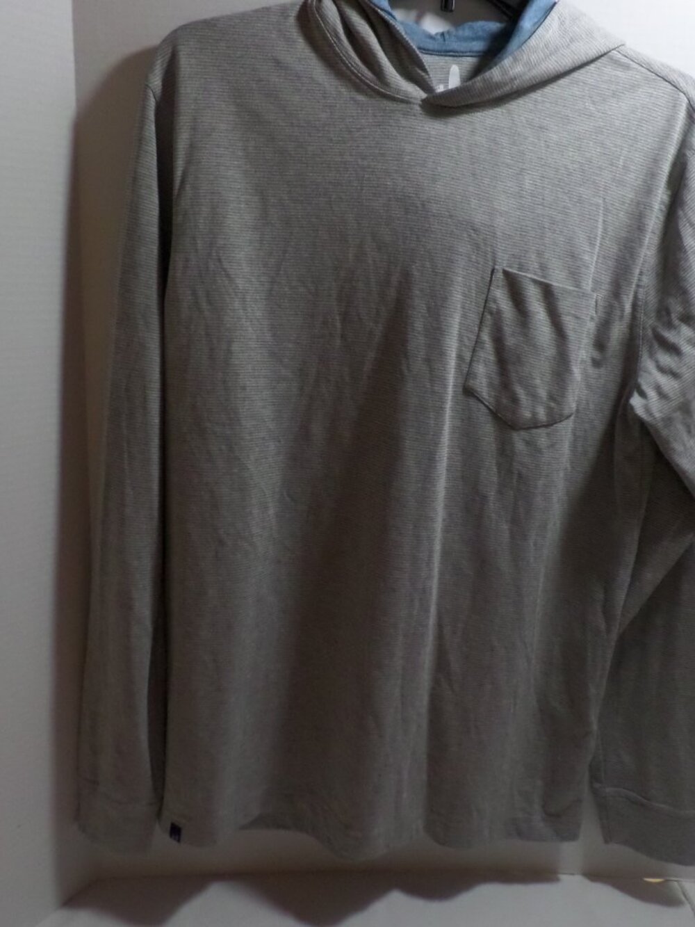 Johnnie-O Men's grey Strip Lightweight Hooded Tee – Size Medium